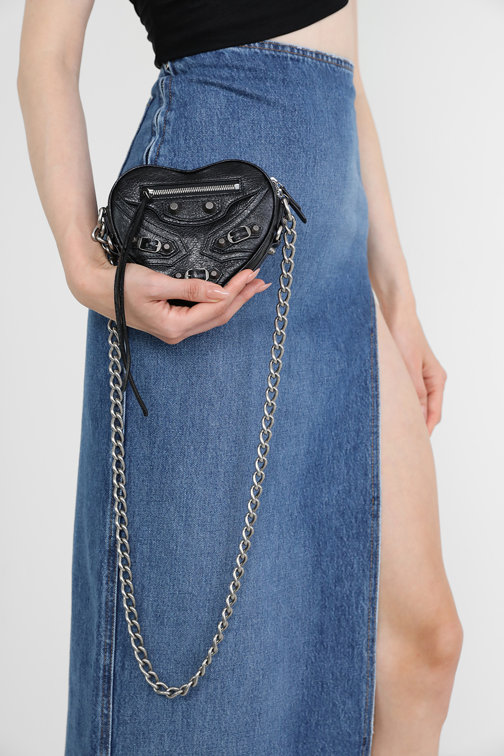 תמונת כל הלוק של תיק לה קגול לב בגודל מיני